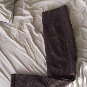 Aerie leggings chill play move